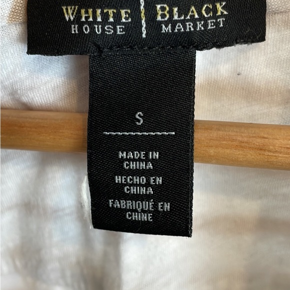 2/$20 White House Black Market - Picture 4 of 4